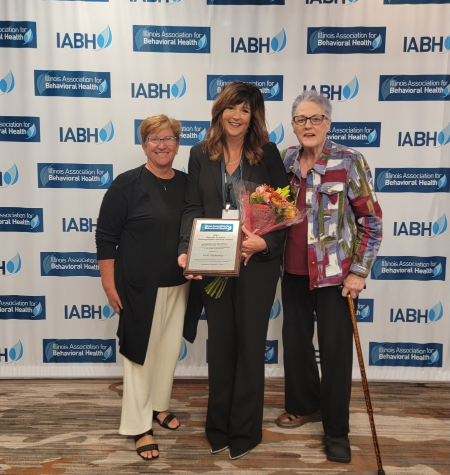 Jodi Mahoney pictured with Illinois Association for Behavioral Health 2023 George Schwab Distinguished Service Award